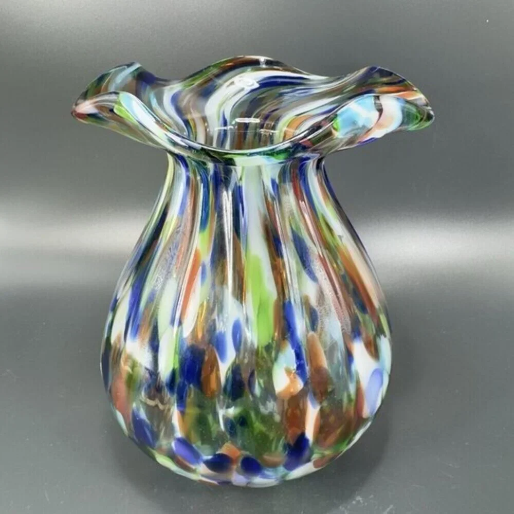 Vintage Blown Glass Vase Colorful Ribbed Blown Glass Vase with Ruffled Rim‎ Vase